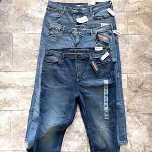 3 Pairs Old Navy Jeans Mens 38x32 NWT Loose & Athletic Fit Built In Flex